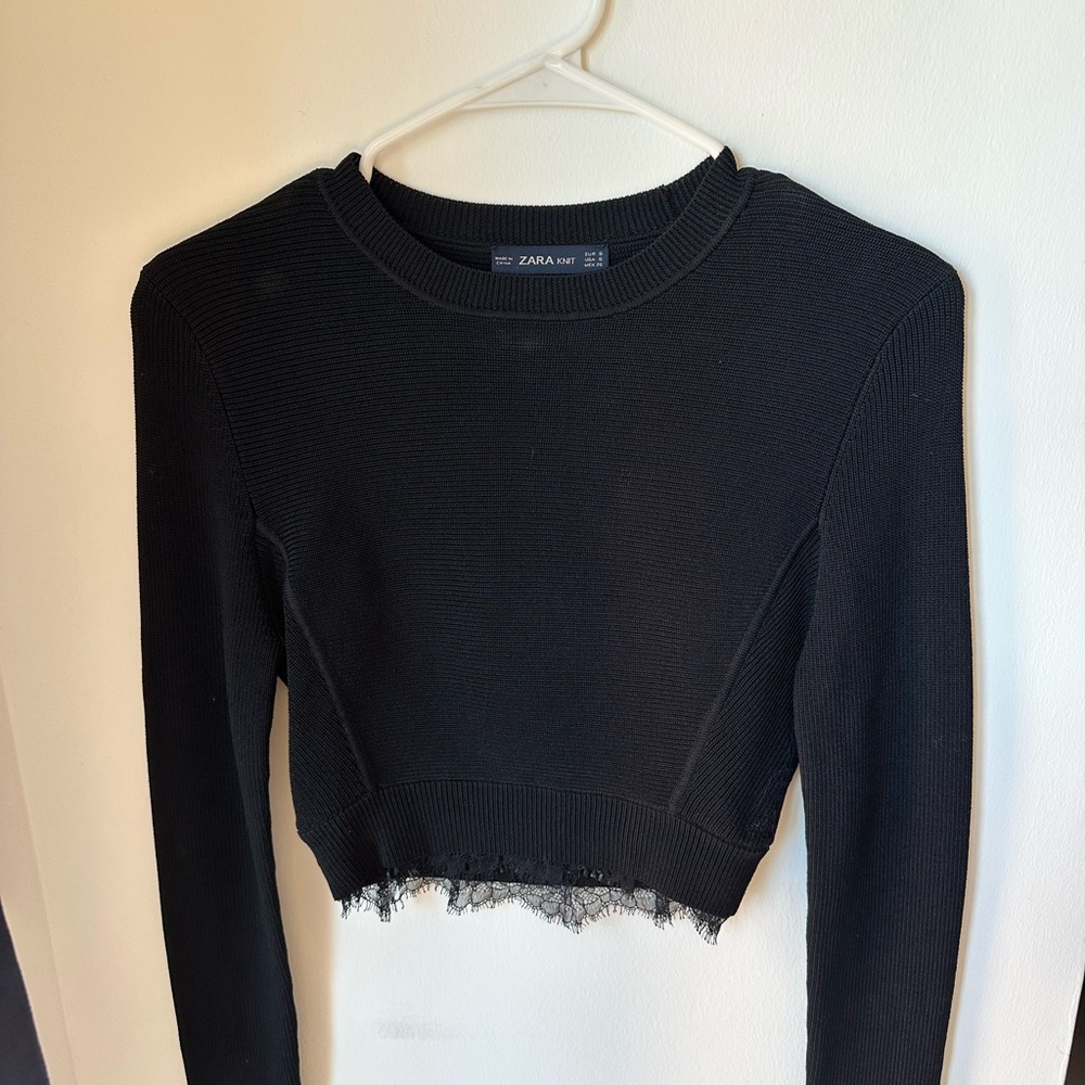 Zara Black Cropped Long-Sleeve Knit Top with Lace Hem
